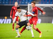 棋牌游戏-丹麦队在欧洲预选赛中实力战胜对手