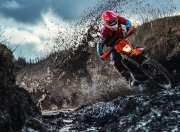 游戏试玩模拟器-赛道上的封锁，当坎特在F1街道赛上演中国式战术接管