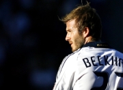 开云棋牌官方-绝境求生，骑士险胜76人，西决生死战铸就经典