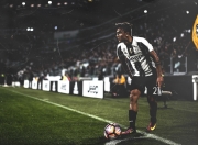 开云棋牌游戏-当蓝狮遇见彩虹，伊布节奏如何唯一性地定义切尔西对阵南非之战