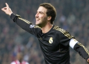 开云棋牌官方-绝境铸魂，樊振东挥拍定乾坤，法国队翻盘梦碎巴黎—一场改写乒乓历史的唯一性之战