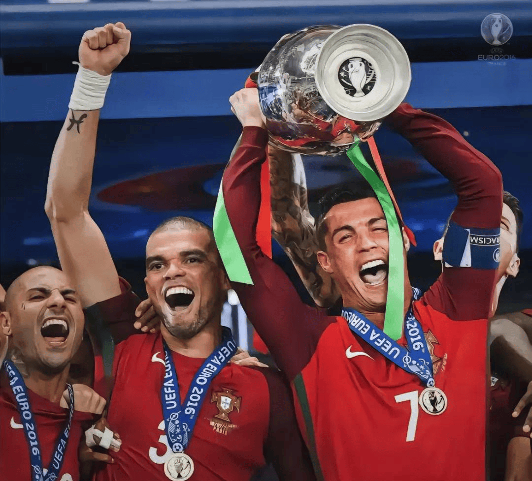 克罗地亚翻盘葡萄牙，罗本一己之力扛起全队的简单介绍