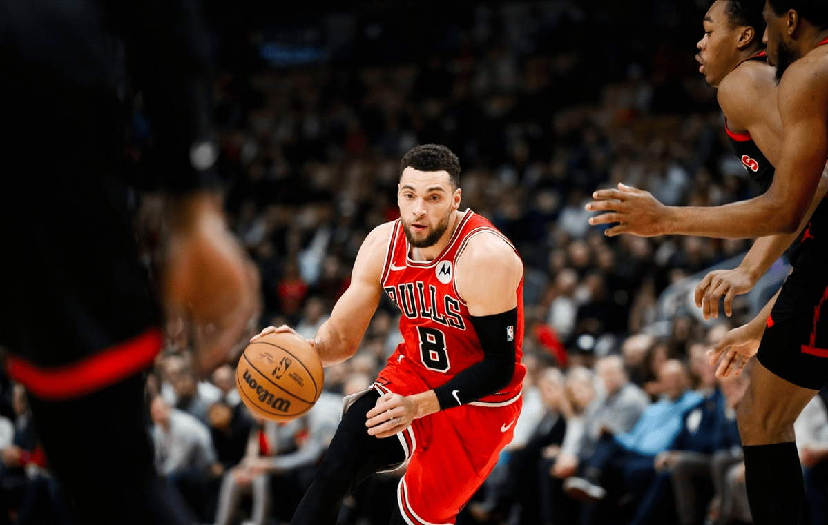 美国男篮轻取意大利男篮，拉文打破历史纪录的简单介绍