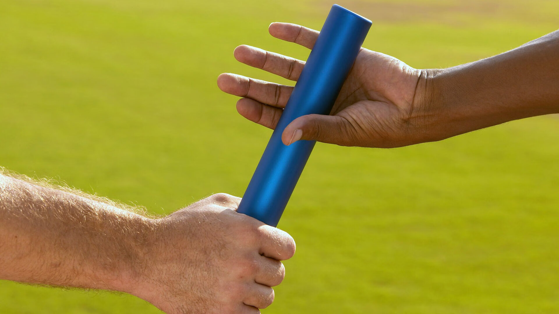 马赛轻取巴拉瓜，萨内用实力证明自己，一场个人与团队的胜利交响曲